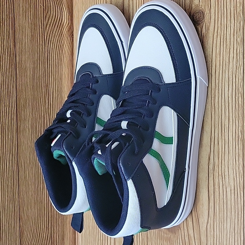 AIRWALK Navy and White Men's Sneakers